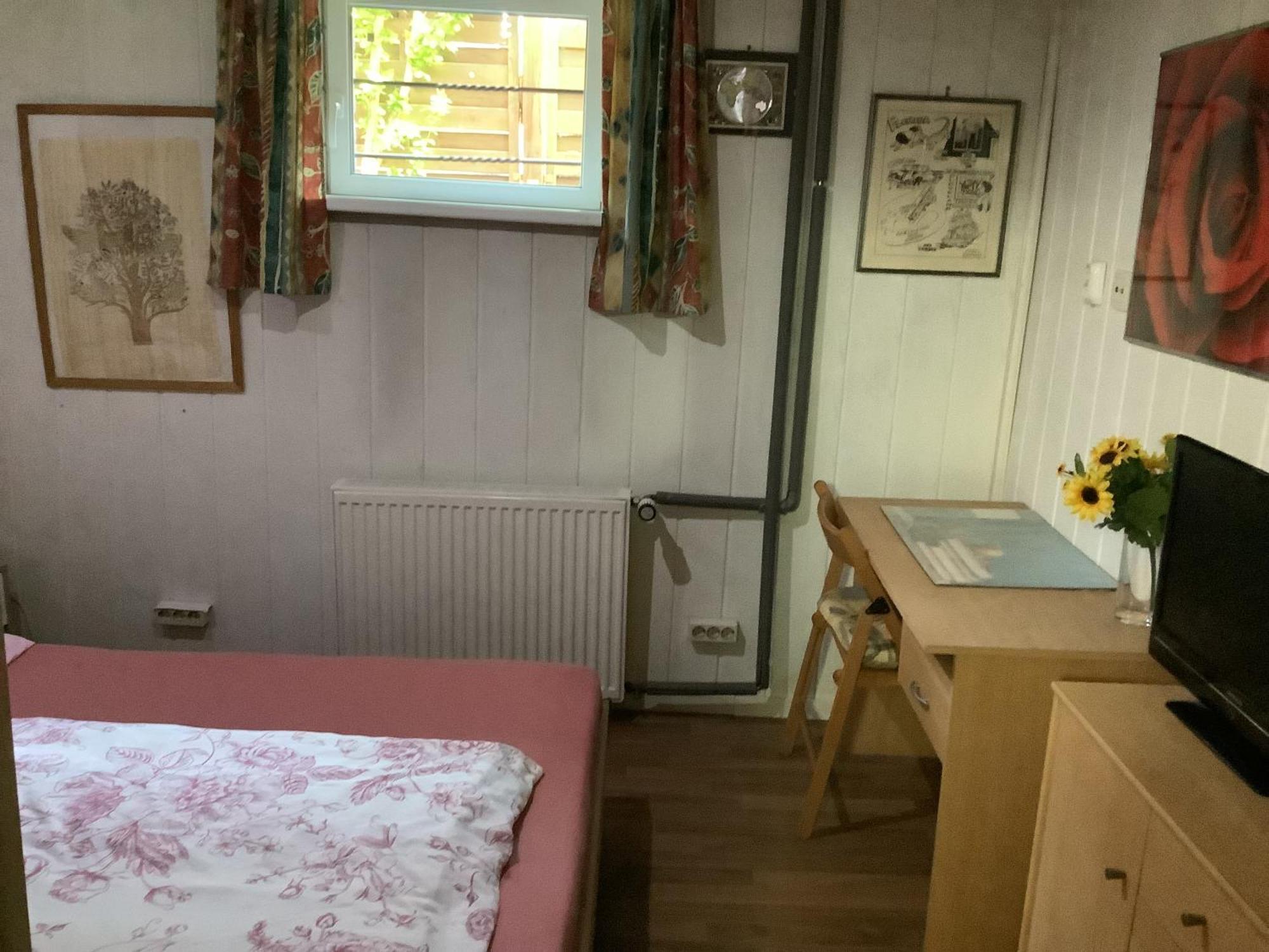 Schoenes Zimmer Im Seterant/Untergeschoss Essen Dış mekan fotoğraf