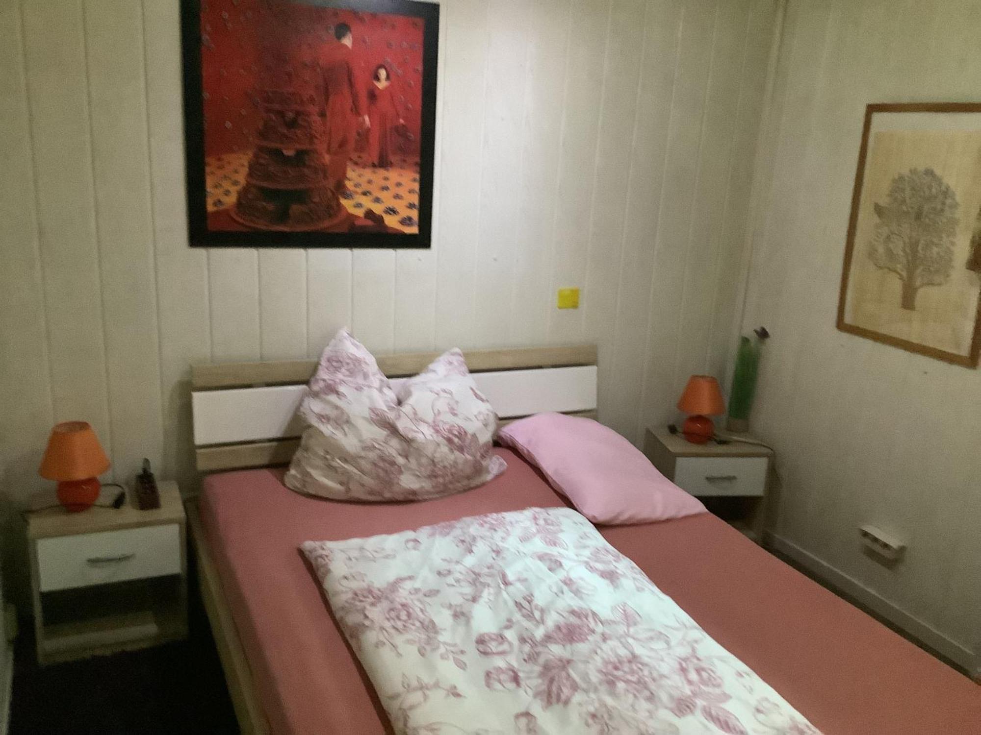 Schoenes Zimmer Im Seterant/Untergeschoss Essen Dış mekan fotoğraf