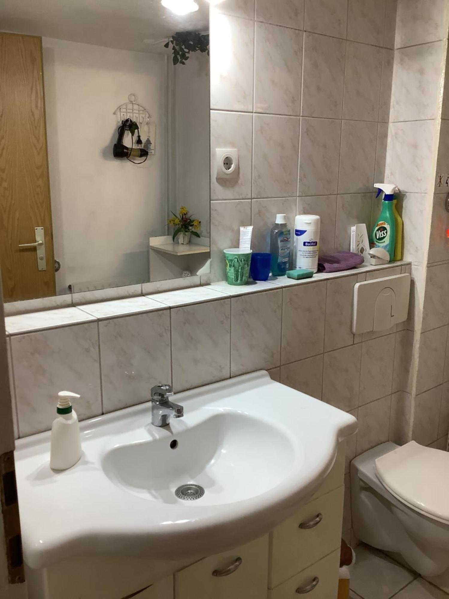 Schoenes Zimmer Im Seterant/Untergeschoss Essen Dış mekan fotoğraf